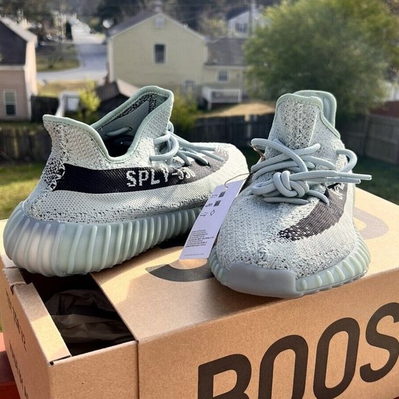 Yeezy Boost 350 V2 Salt Size 9 - HQ2060